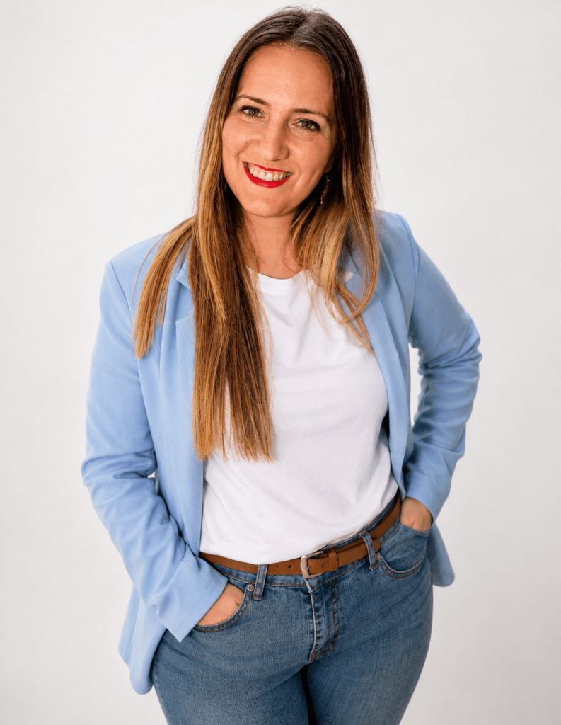 Mel Escribano - mentora de oposiciones - más de 15 años de experiencia (1) (1)